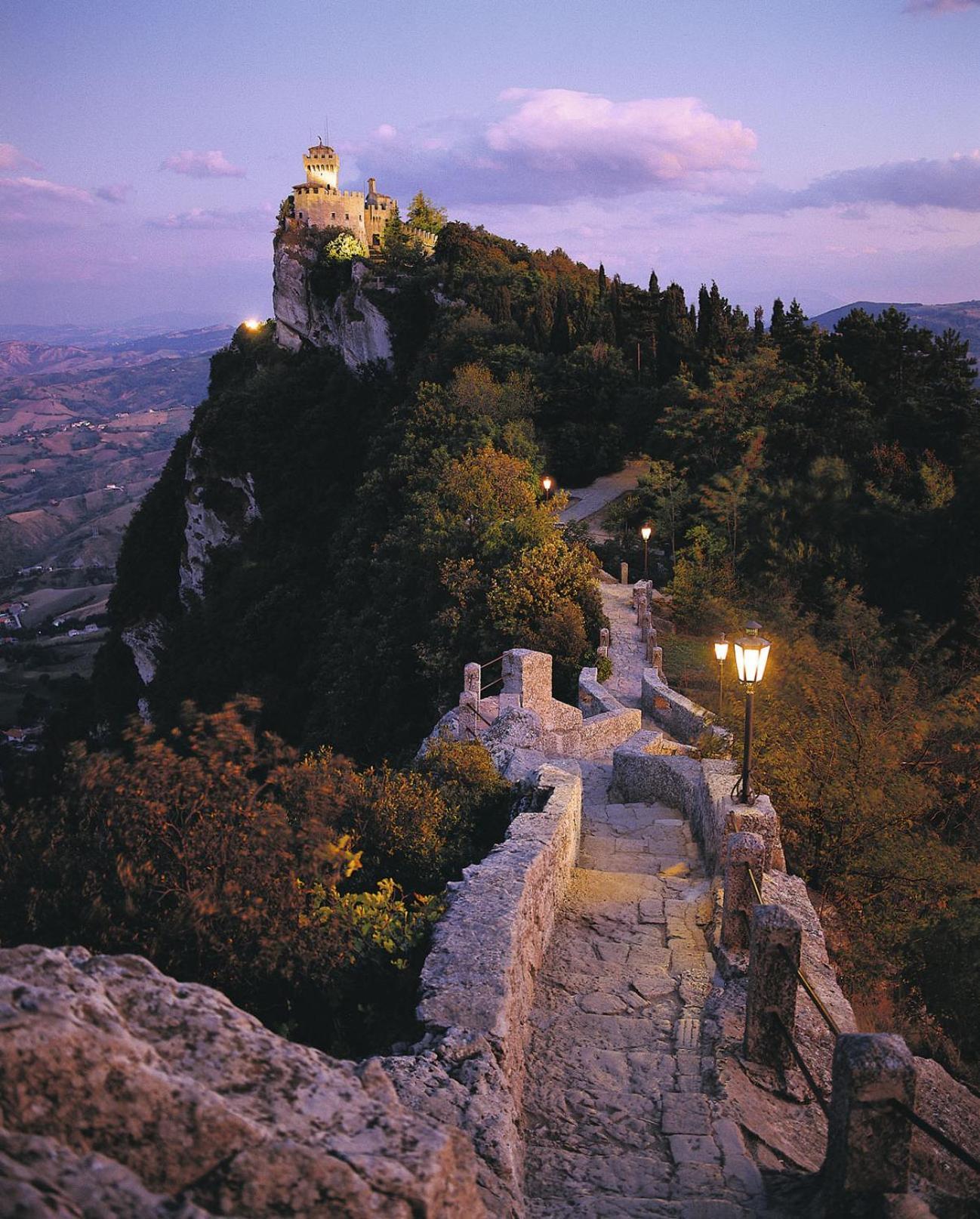 Centro Vacanze San Marino Bagian luar foto