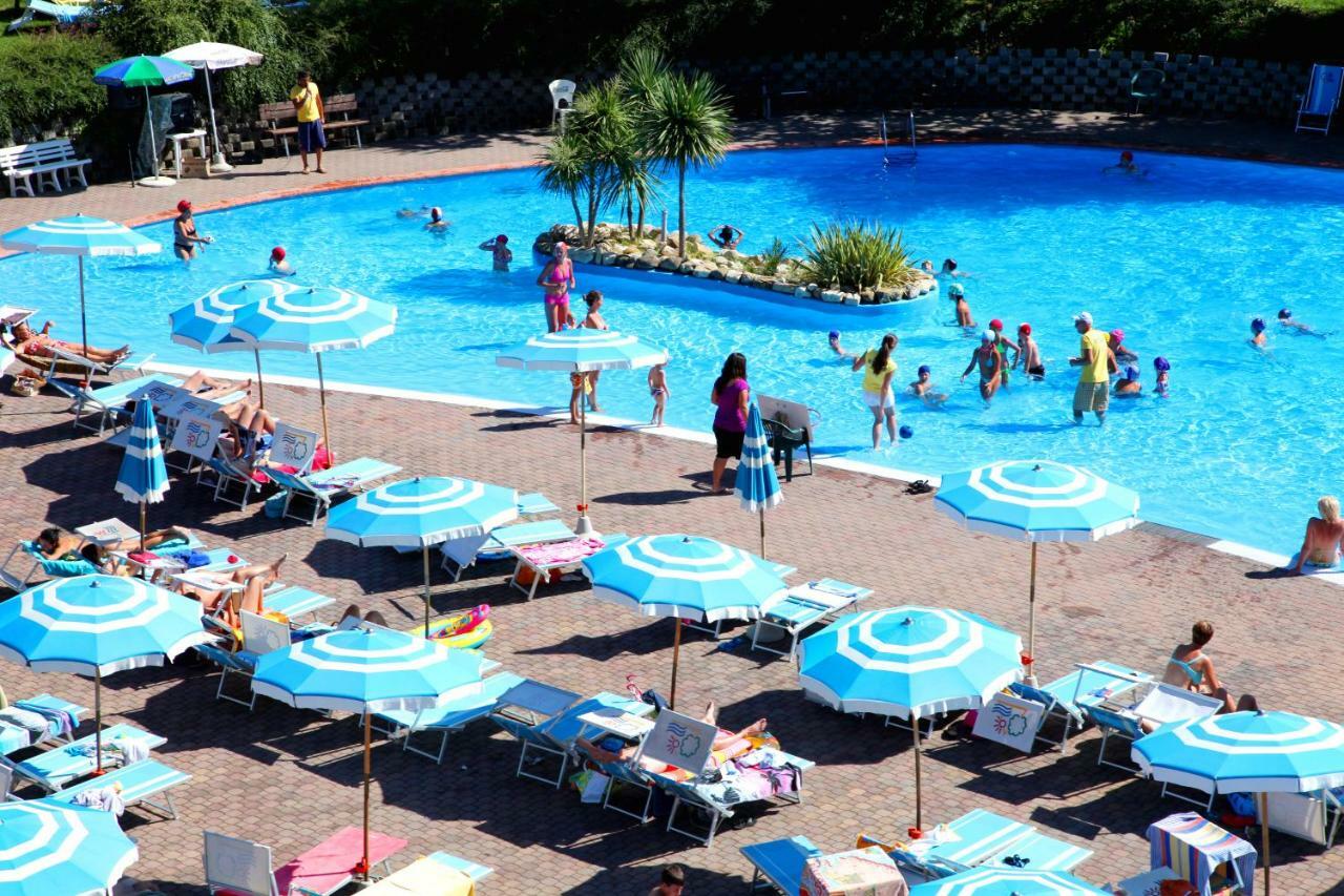 Centro Vacanze San Marino Bagian luar foto
